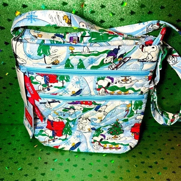 Vera Bradley Handbags - Vera Bradley Ski Slope Snoopy Triple Zip Hipster NWT READ
